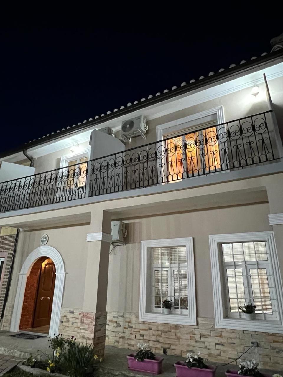 Garden Villa Guni Krujë 外观 照片