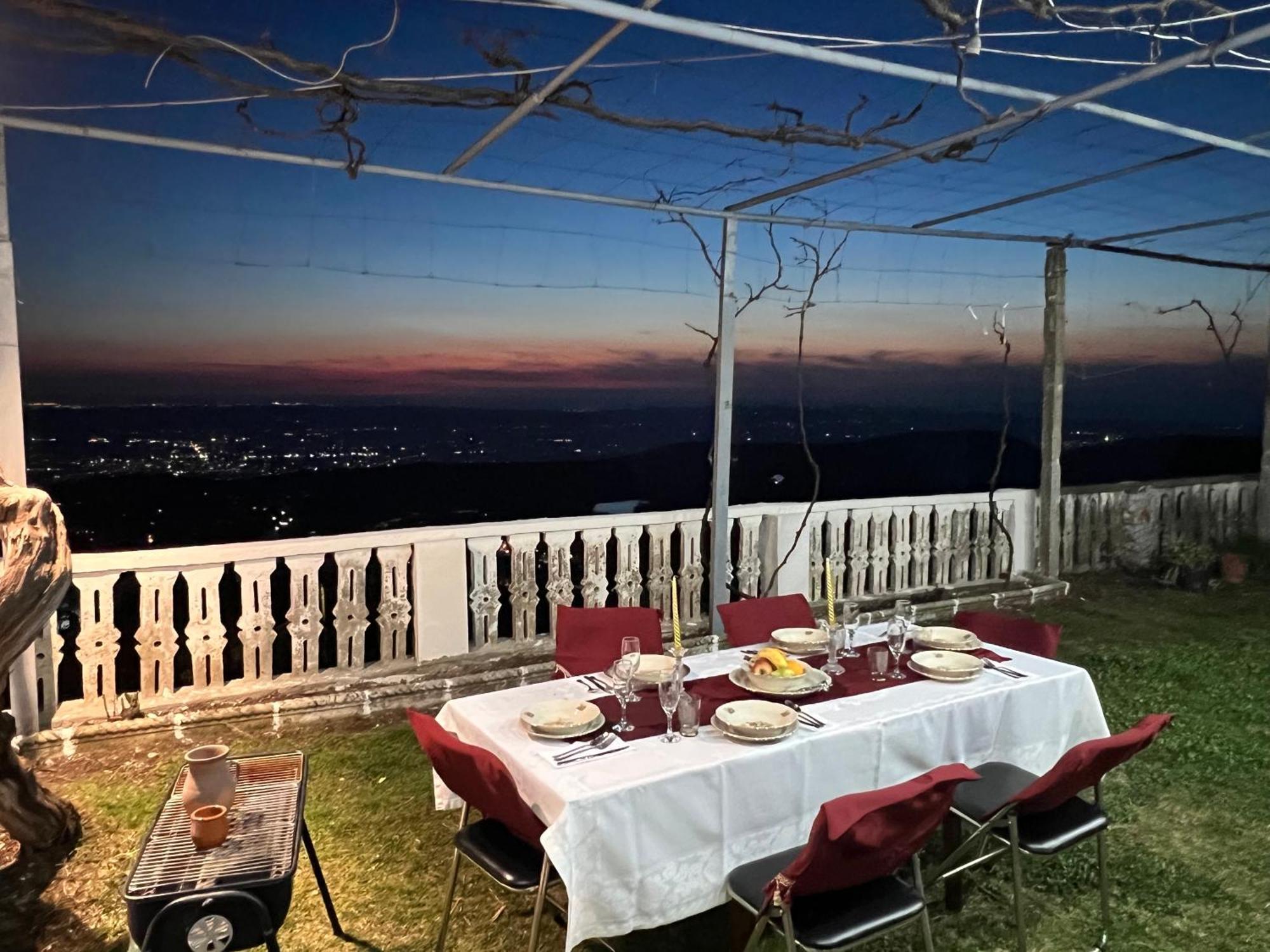 Garden Villa Guni Krujë 外观 照片