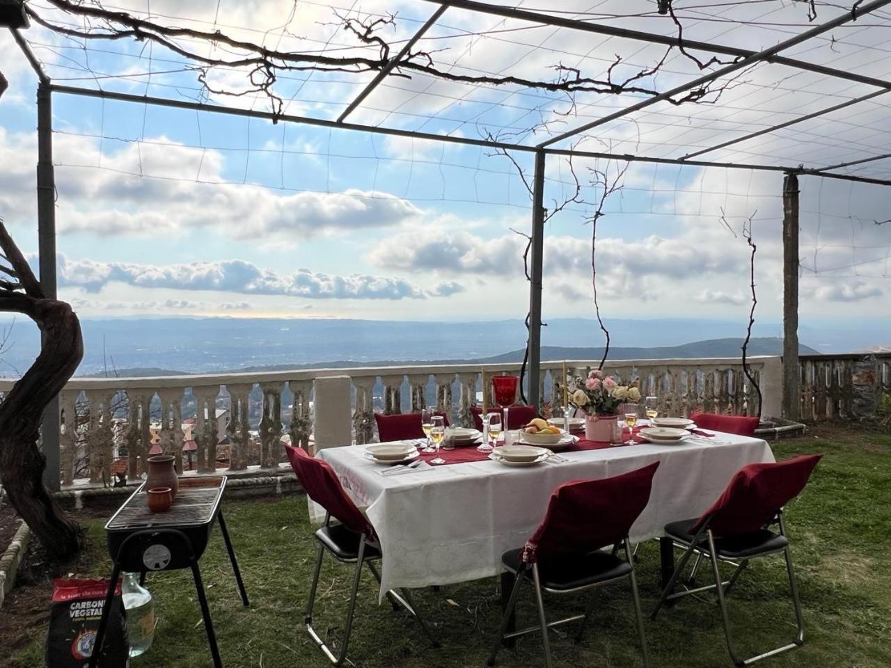 Garden Villa Guni Krujë 外观 照片