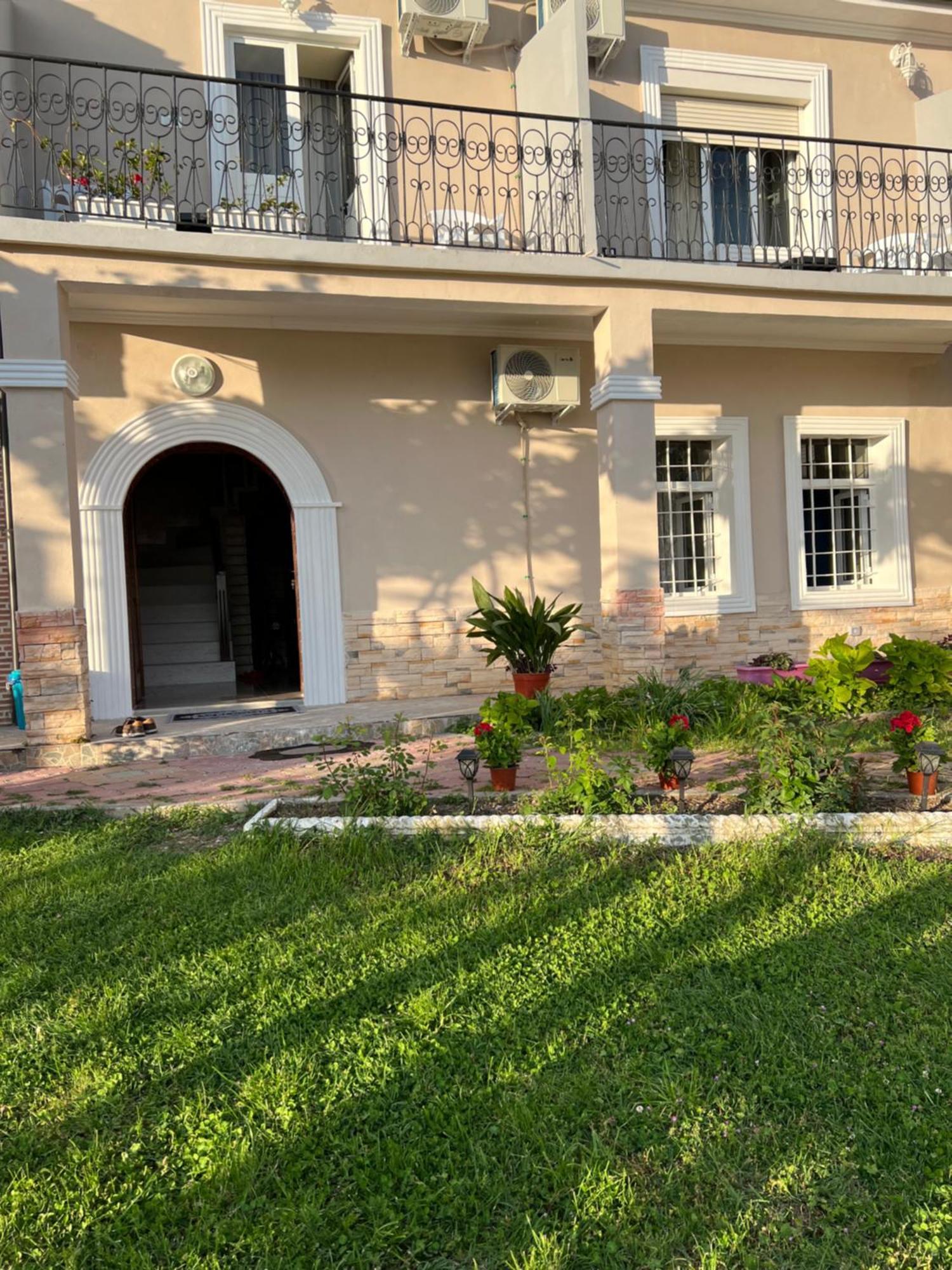 Garden Villa Guni Krujë 外观 照片