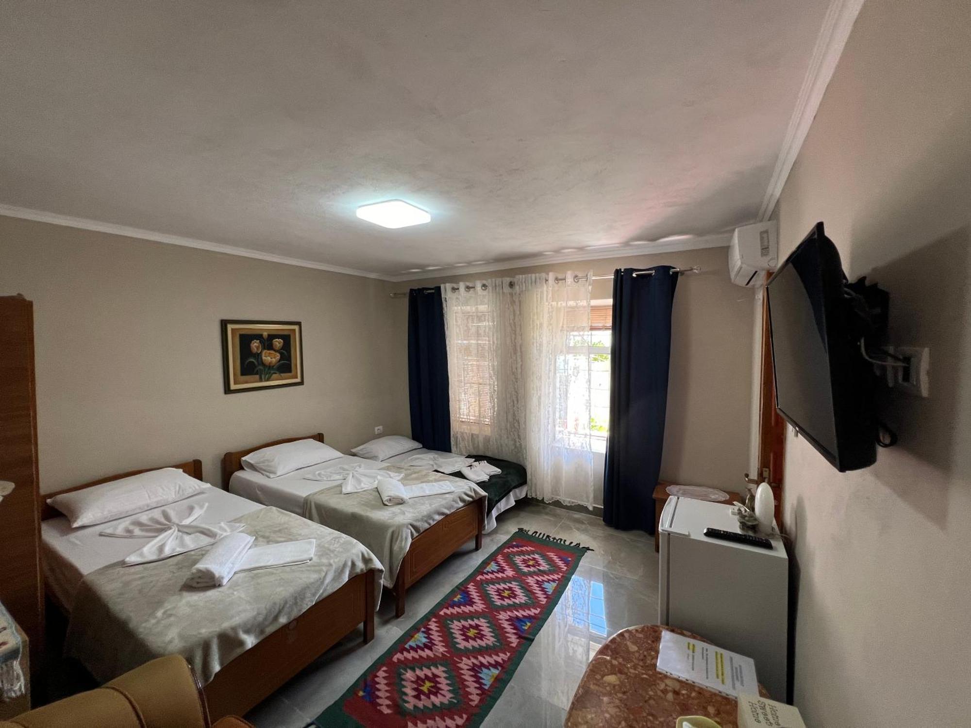 Garden Villa Guni Krujë 外观 照片